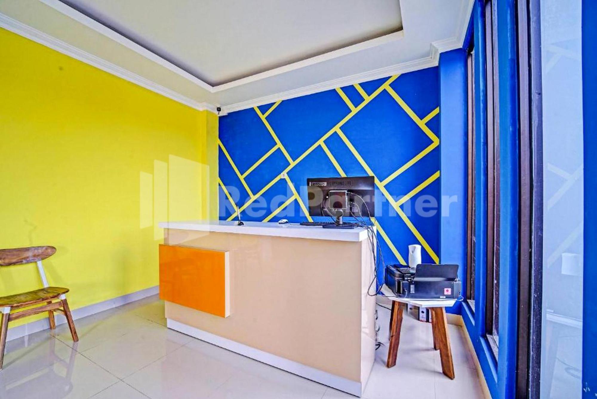 Hotel Andono Near Yia Mitra Reddoorz Temon Exterior foto