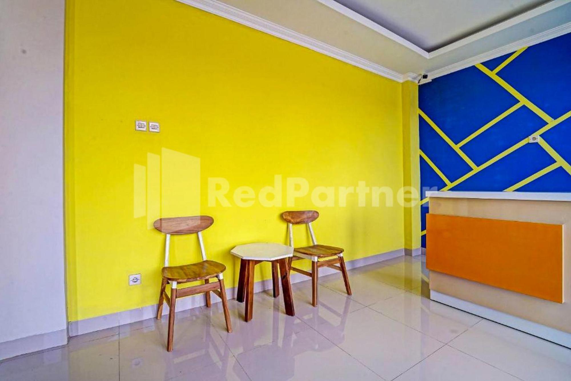 Hotel Andono Near Yia Mitra Reddoorz Temon Exterior foto